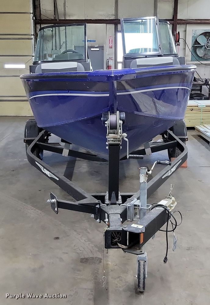 image for item DR7992 2020 Lowe Fish & Ski 1700 boat