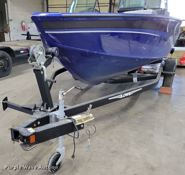 image for item DR7992 2020 Lowe Fish & Ski 1700 boat
