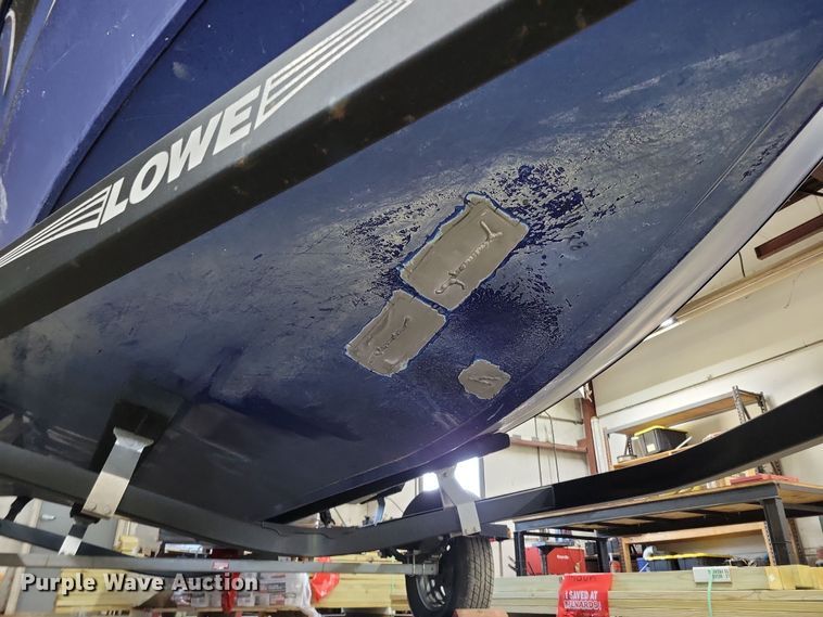 image for item DR7992 2020 Lowe Fish & Ski 1700 boat