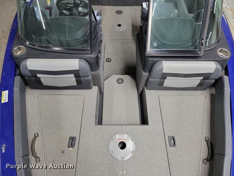 image for item DR7992 2020 Lowe Fish & Ski 1700 boat