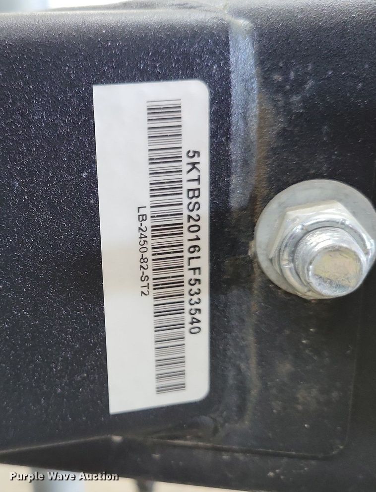 image for item DR7992 2020 Lowe Fish & Ski 1700 boat