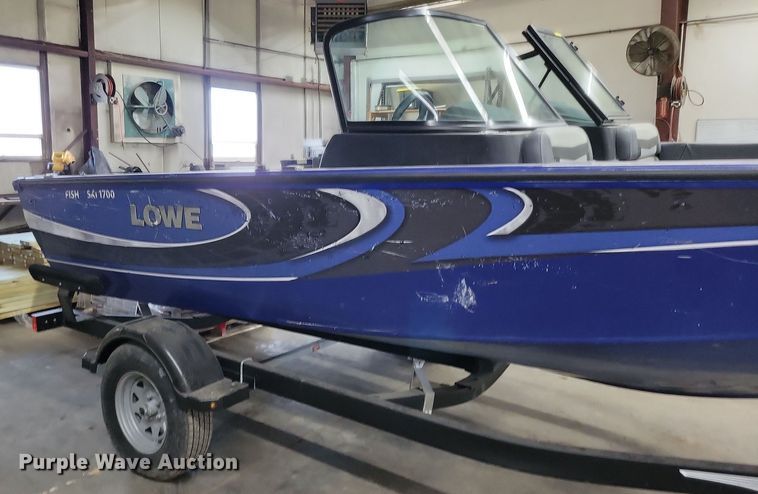 image for item DR7992 2020 Lowe Fish & Ski 1700 boat