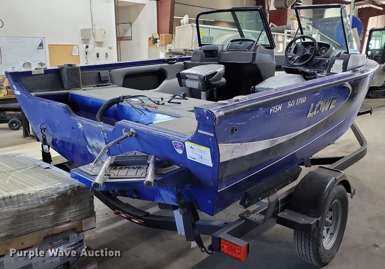 image for item DR7992 2020 Lowe Fish & Ski 1700 boat