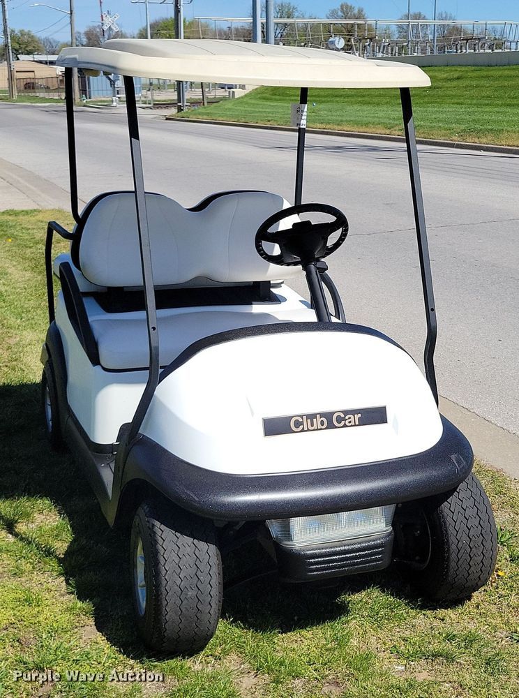 image for item DR7995 2009 Club Car Precedent golf cart