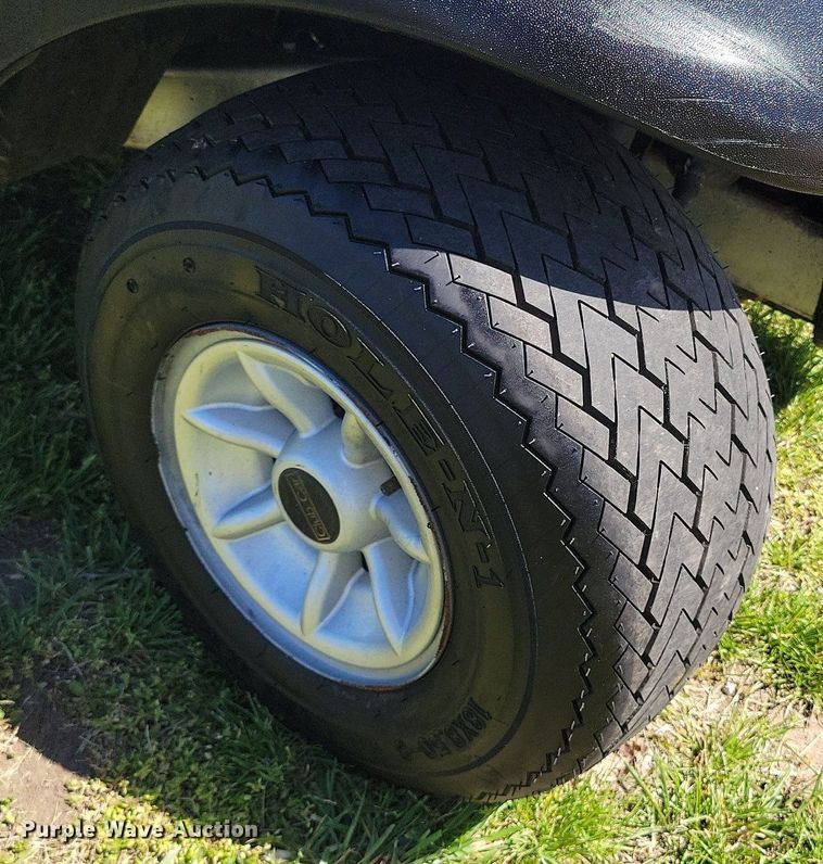 image for item DR7995 2009 Club Car Precedent golf cart