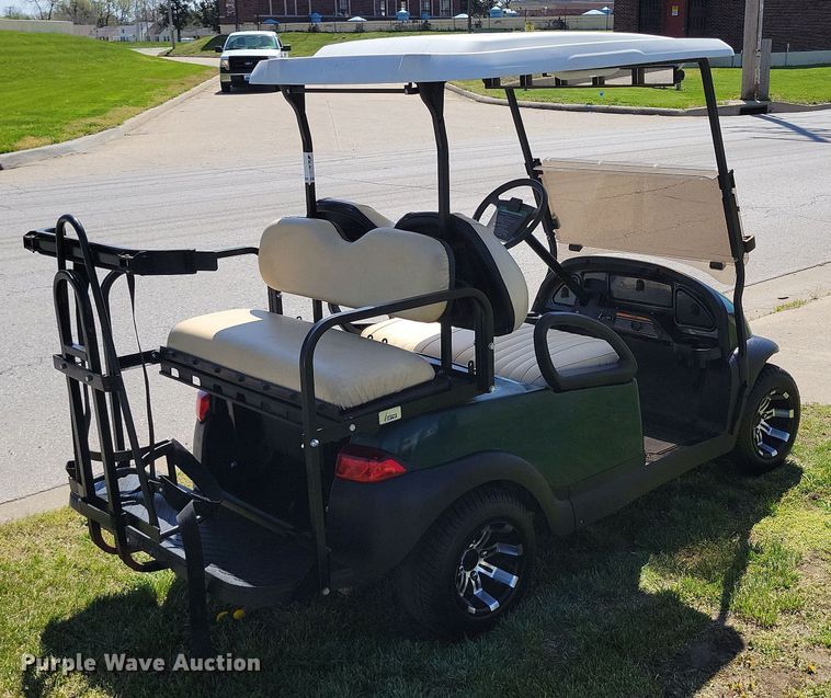 image for item DR7997 2006 Club Car Precedent golf cart