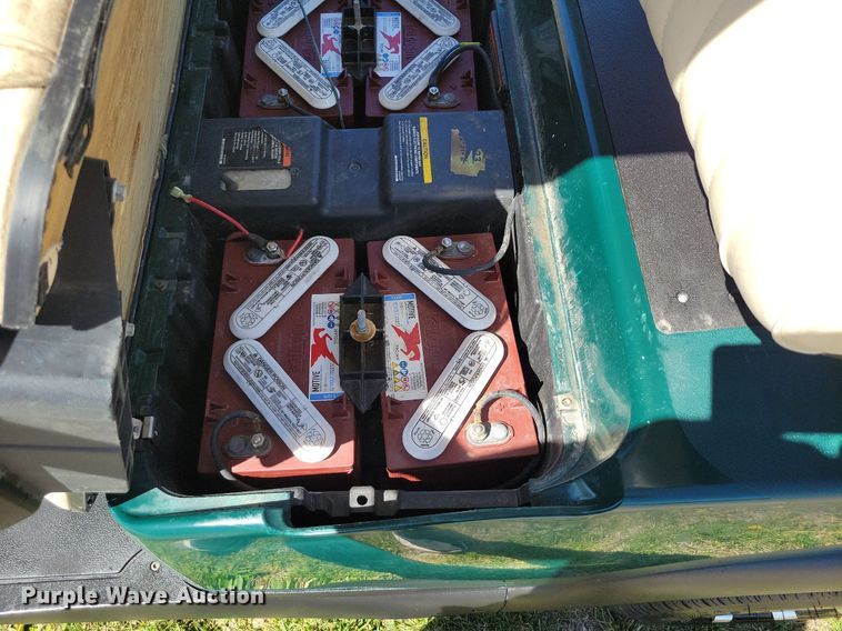 image for item DR7997 2006 Club Car Precedent golf cart