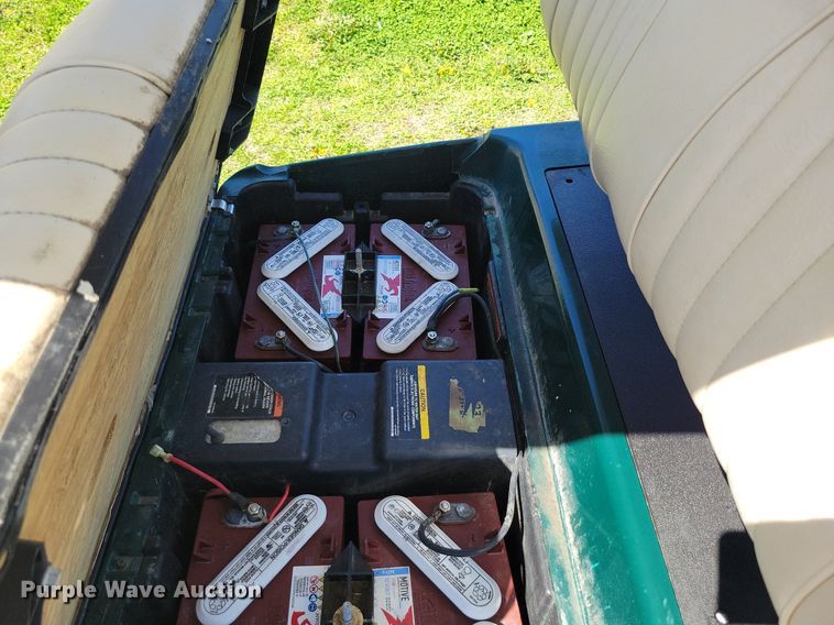 image for item DR7997 2006 Club Car Precedent golf cart