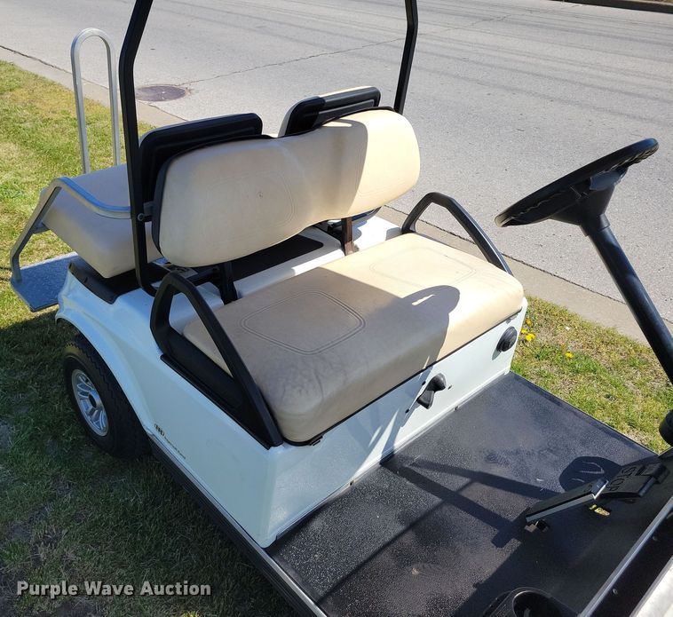 image for item DR7998 2008 Club Car DS golf cart