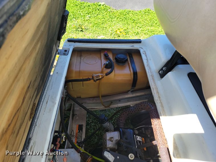 image for item DR7998 2008 Club Car DS golf cart