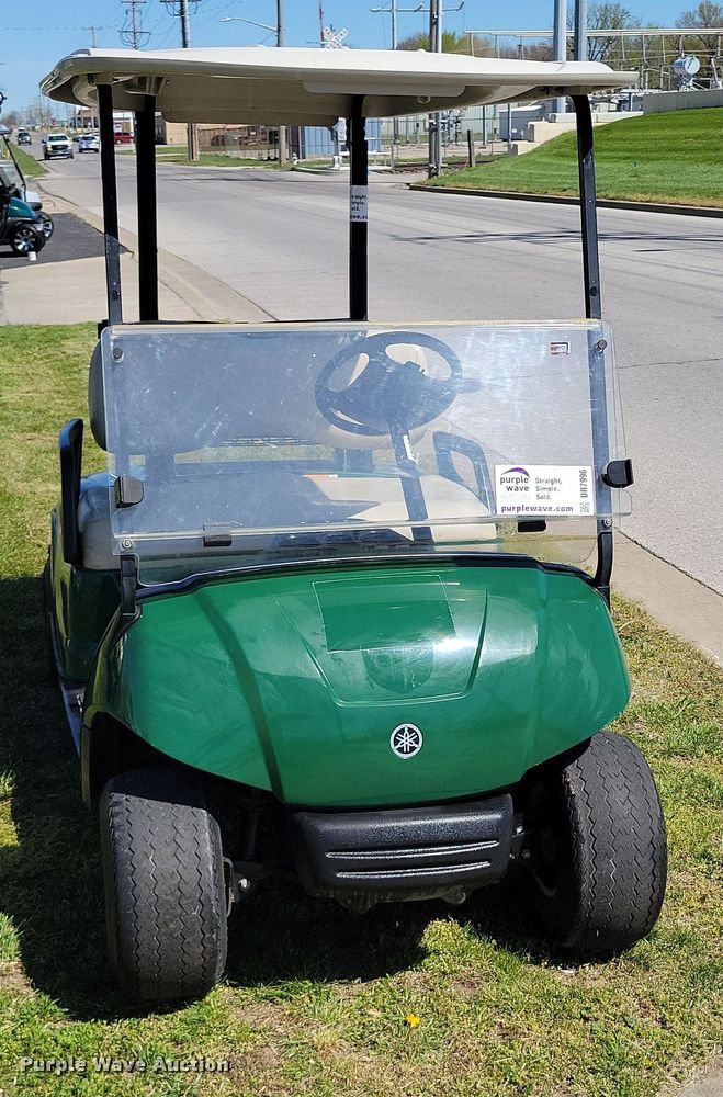image for item DR7999 2008 Yamaha YDRA golf cart