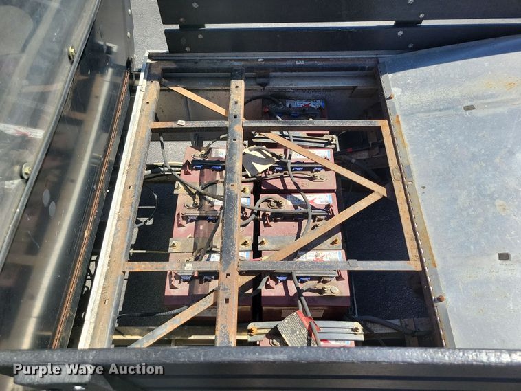 image for item DR8000 2011 Club Car Carryall 6 golf cart