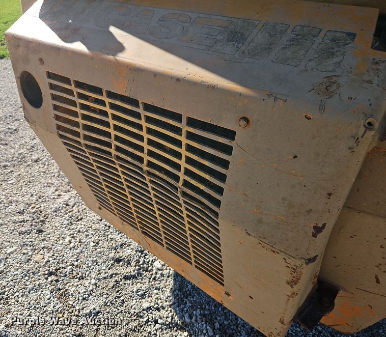 image for item DR8567 Case 1840 skid steer loader