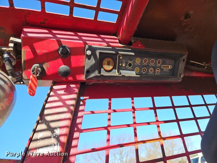 image for item DR8567 Case 1840 skid steer loader