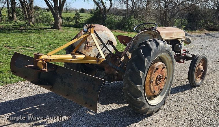 image for item DR8568 Ford 2N tractor