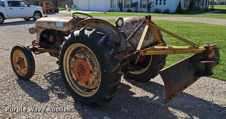 image for item DR8568 Ford 2N tractor