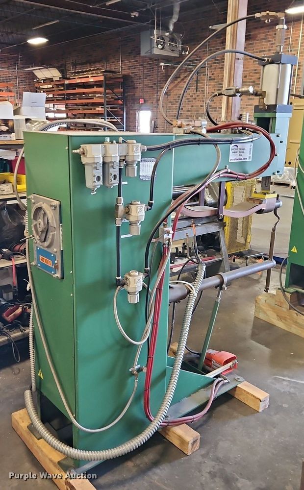 image for item DR8573 Lors Machinery  1100AP-1-DV press spot welder