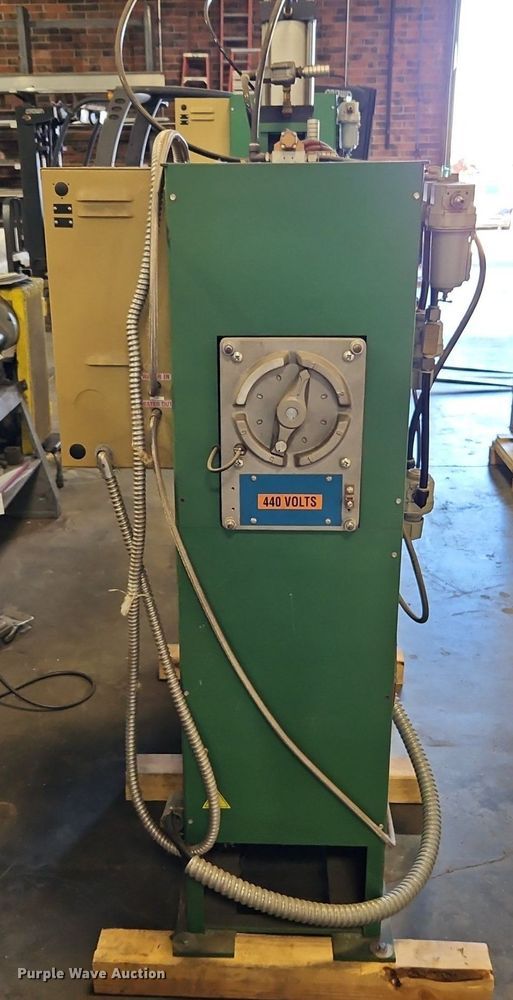image for item DR8573 Lors Machinery  1100AP-1-DV press spot welder