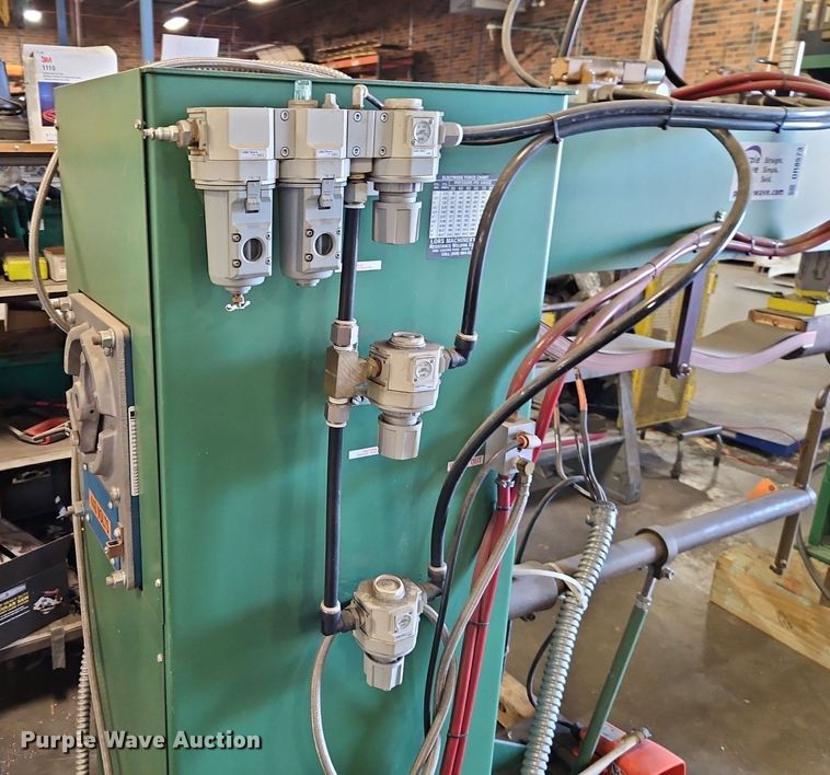 image for item DR8573 Lors Machinery  1100AP-1-DV press spot welder