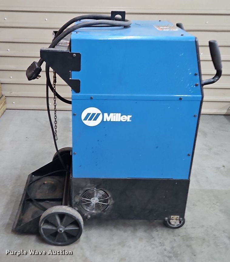 image for item DR8575 Miller Syncrowave 250 DX welder