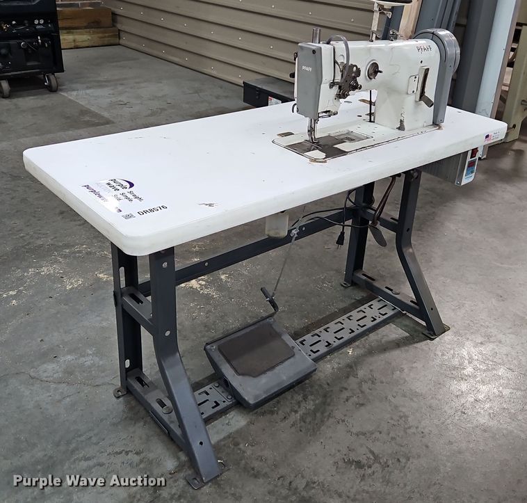 image for item DR8576 PFAFF industrial sewing machine with table