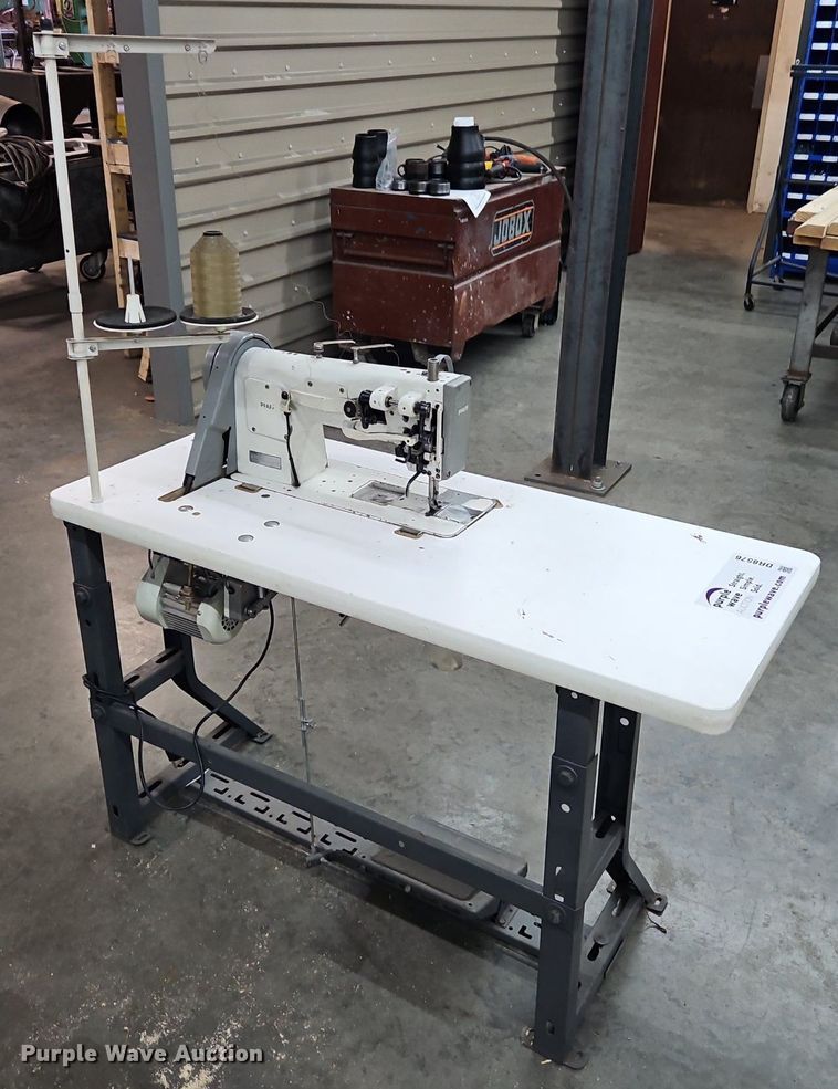 image for item DR8576 PFAFF industrial sewing machine with table