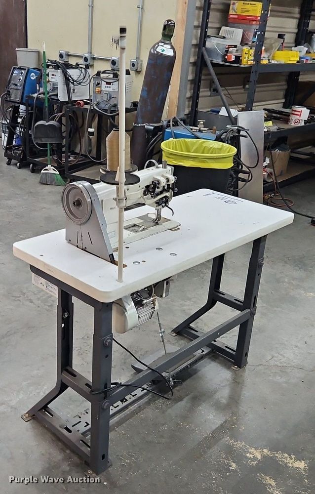 image for item DR8576 PFAFF industrial sewing machine with table