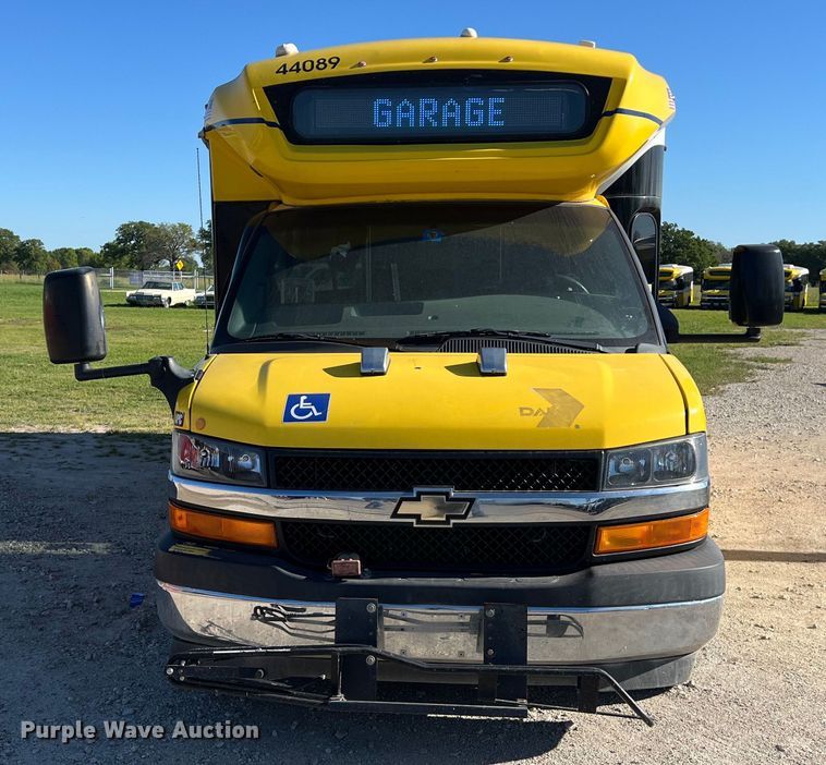 image for item DS2940 2017 Chevrolet  Express shuttle bus