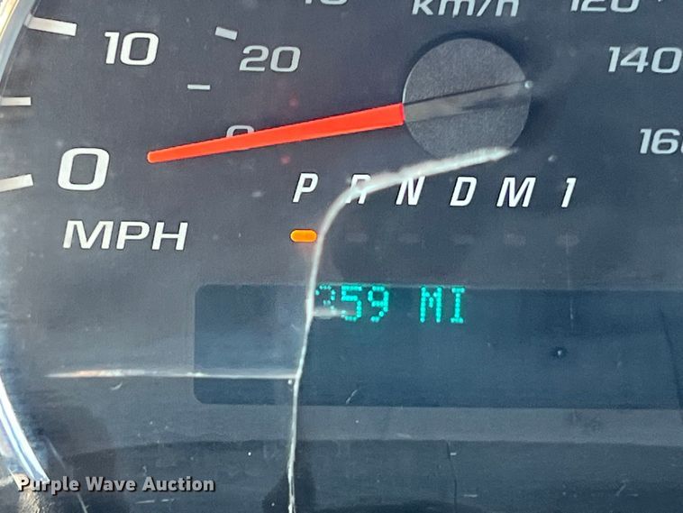 image for item DS2940 2017 Chevrolet  Express shuttle bus