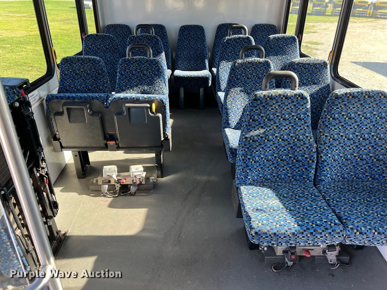 image for item DS2940 2017 Chevrolet  Express shuttle bus