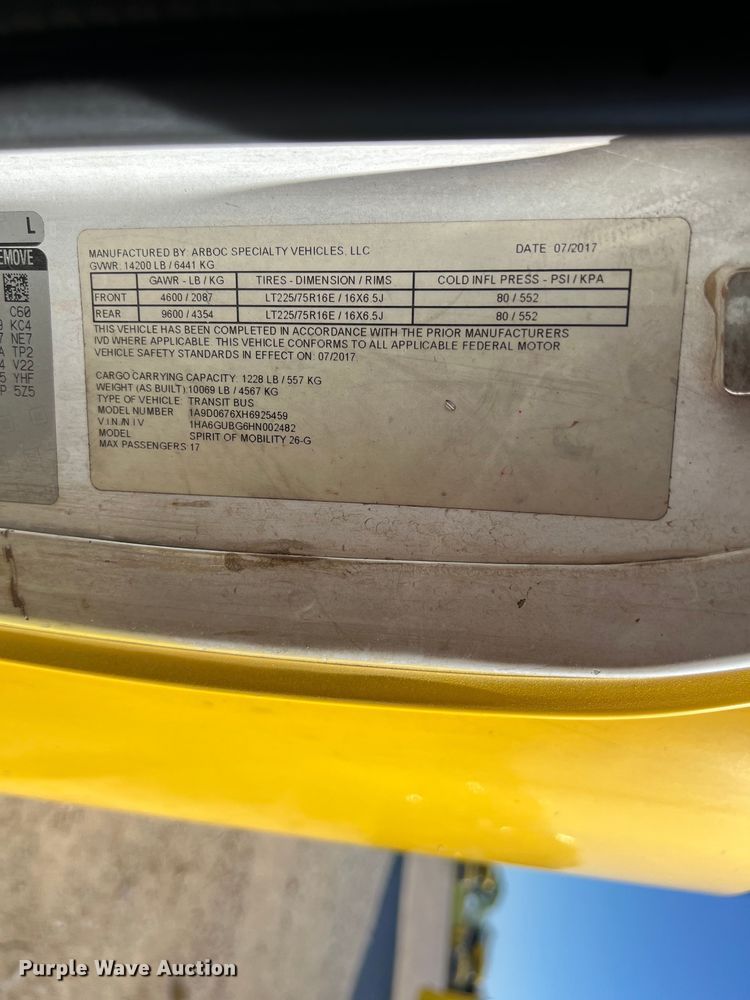 image for item DS2940 2017 Chevrolet  Express shuttle bus