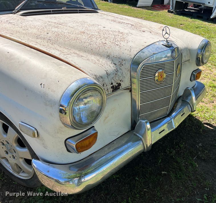 image for item DS2942 1968 Mercedes Benz  200 Diesel 