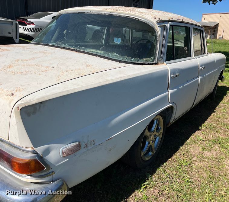 image for item DS2942 1968 Mercedes Benz  200 Diesel 