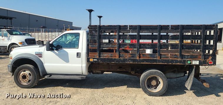 image for item DS7331 2008 Ford F550 Super Duty XL flatbed truck
