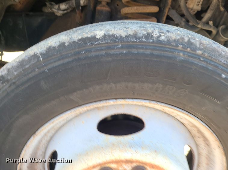 image for item DS7331 2008 Ford F550 Super Duty XL flatbed truck