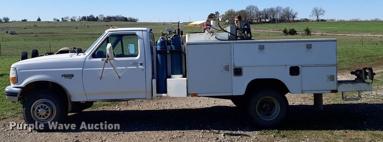 image for item DV9945 1997 Ford F450 Super Duty utility / service truck