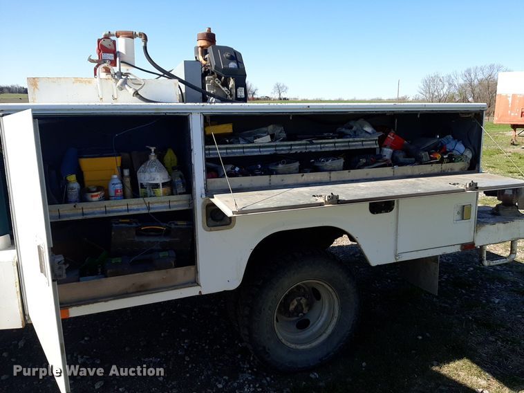 image for item DV9945 1997 Ford F450 Super Duty utility / service truck