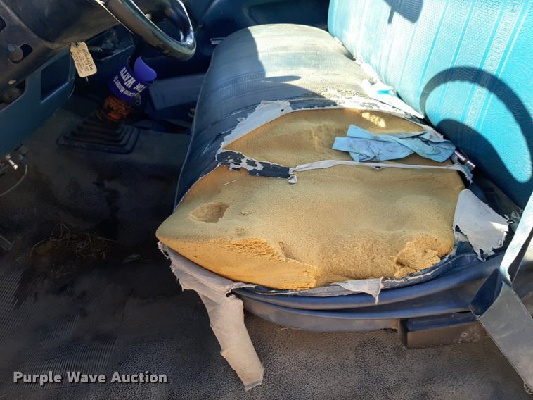 image for item DV9945 1997 Ford F450 Super Duty utility / service truck