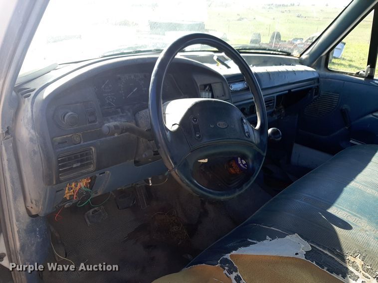 image for item DV9945 1997 Ford F450 Super Duty utility / service truck