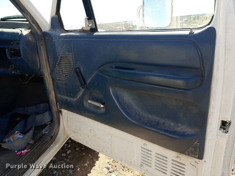 image for item DV9945 1997 Ford F450 Super Duty utility / service truck