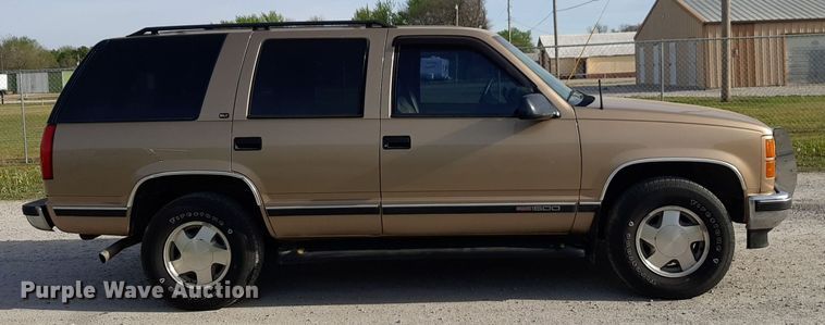 image for item DV9964 1999 GMC Yukon SLT SUV