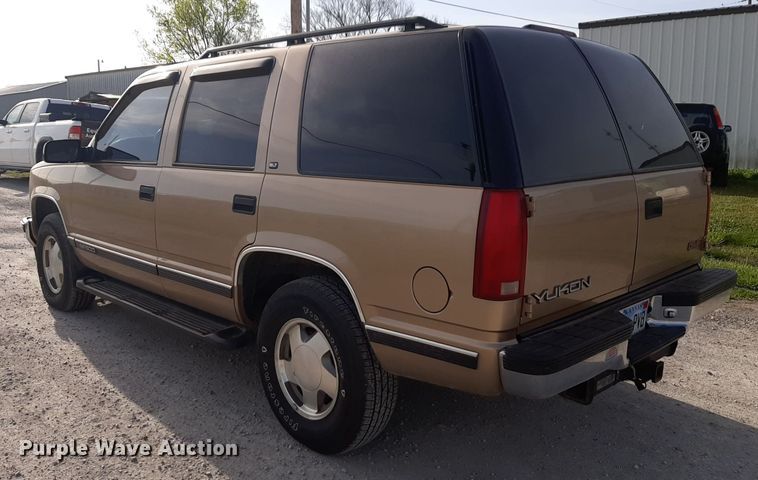 image for item DV9964 1999 GMC Yukon SLT SUV
