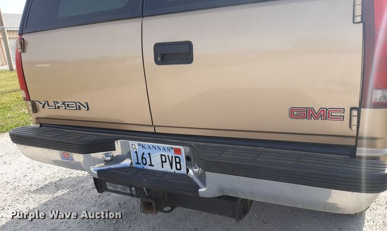 image for item DV9964 1999 GMC Yukon SLT SUV
