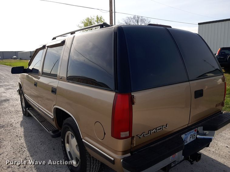 image for item DV9964 1999 GMC Yukon SLT SUV
