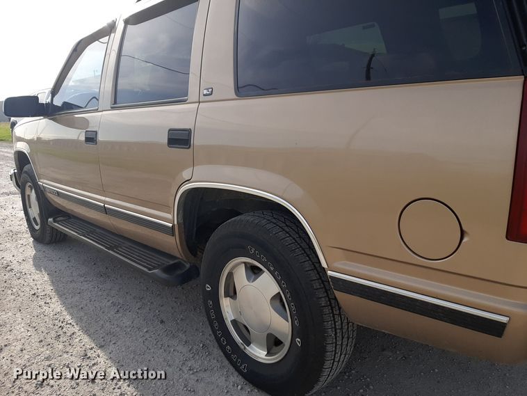 image for item DV9964 1999 GMC Yukon SLT SUV