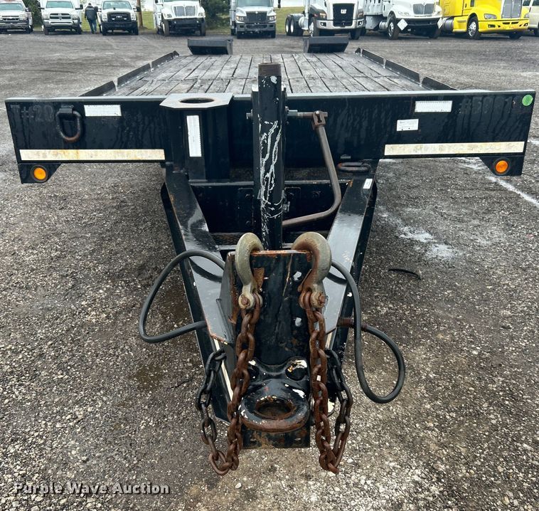 image for item EG1282 2006 Towmaster  equipment trailer