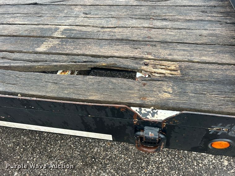 image for item EG1282 2006 Towmaster  equipment trailer