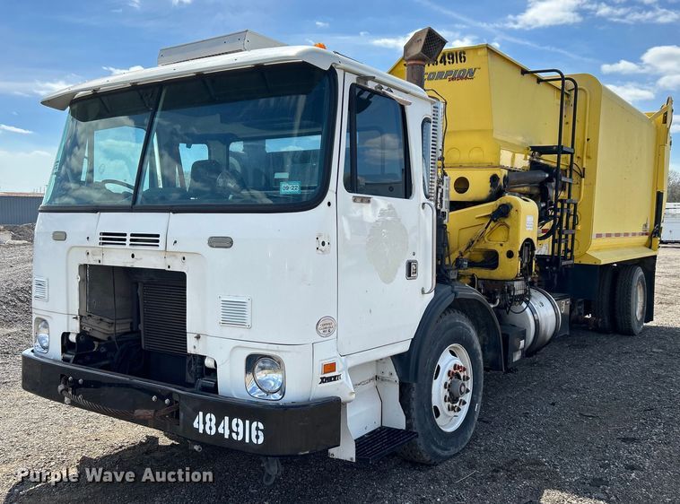 image for item EG1369 2016 Autocar  ACX Xpeditor refuse truck