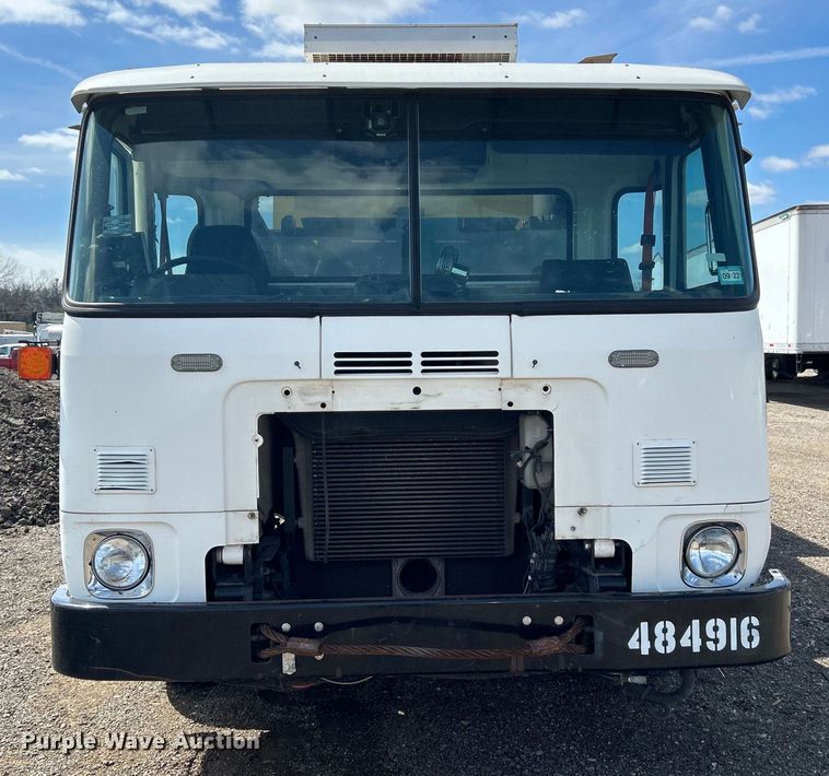 image for item EG1369 2016 Autocar  ACX Xpeditor refuse truck