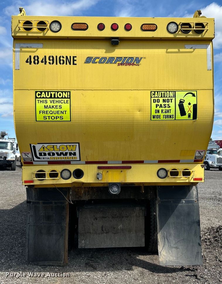 image for item EG1369 2016 Autocar  ACX Xpeditor refuse truck